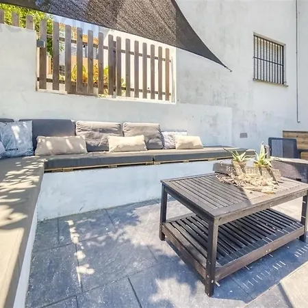 Costacabana - Fransisca Willa Lloret de Mar