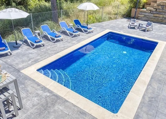 Costacabana - Fransisca Willa Lloret de Mar